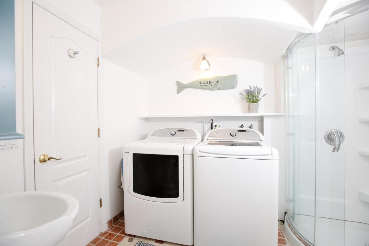 Deluxe Two-Bedroom Apartment