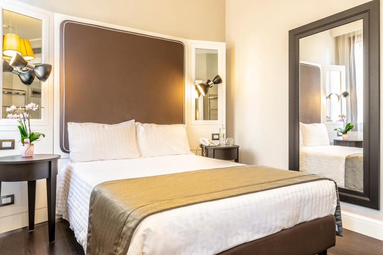 Camera Classic con Letto Matrimoniale alla Francese