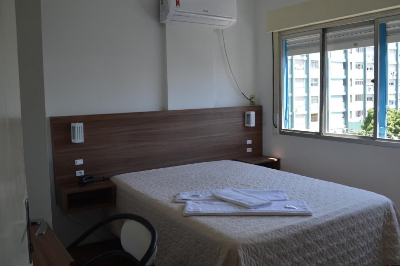 Quarto Standard com Cama de Casal ou 2 de Solteiro