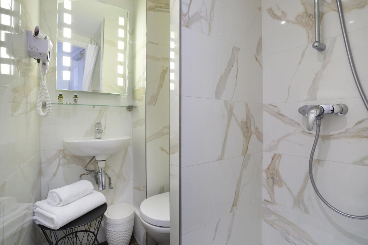 Chambre Simple avec Douche