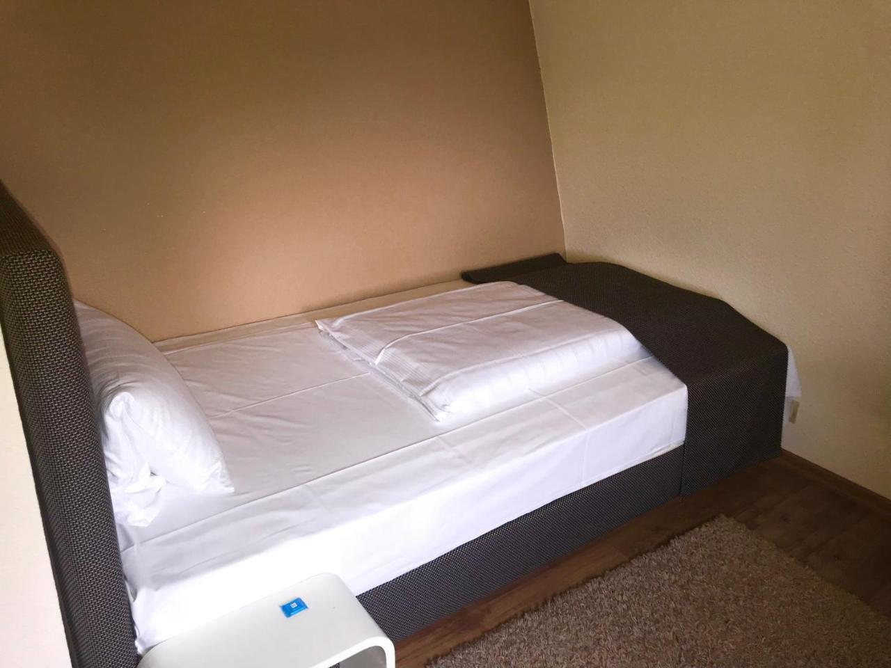 Economy Single Room,769695205:JPEG