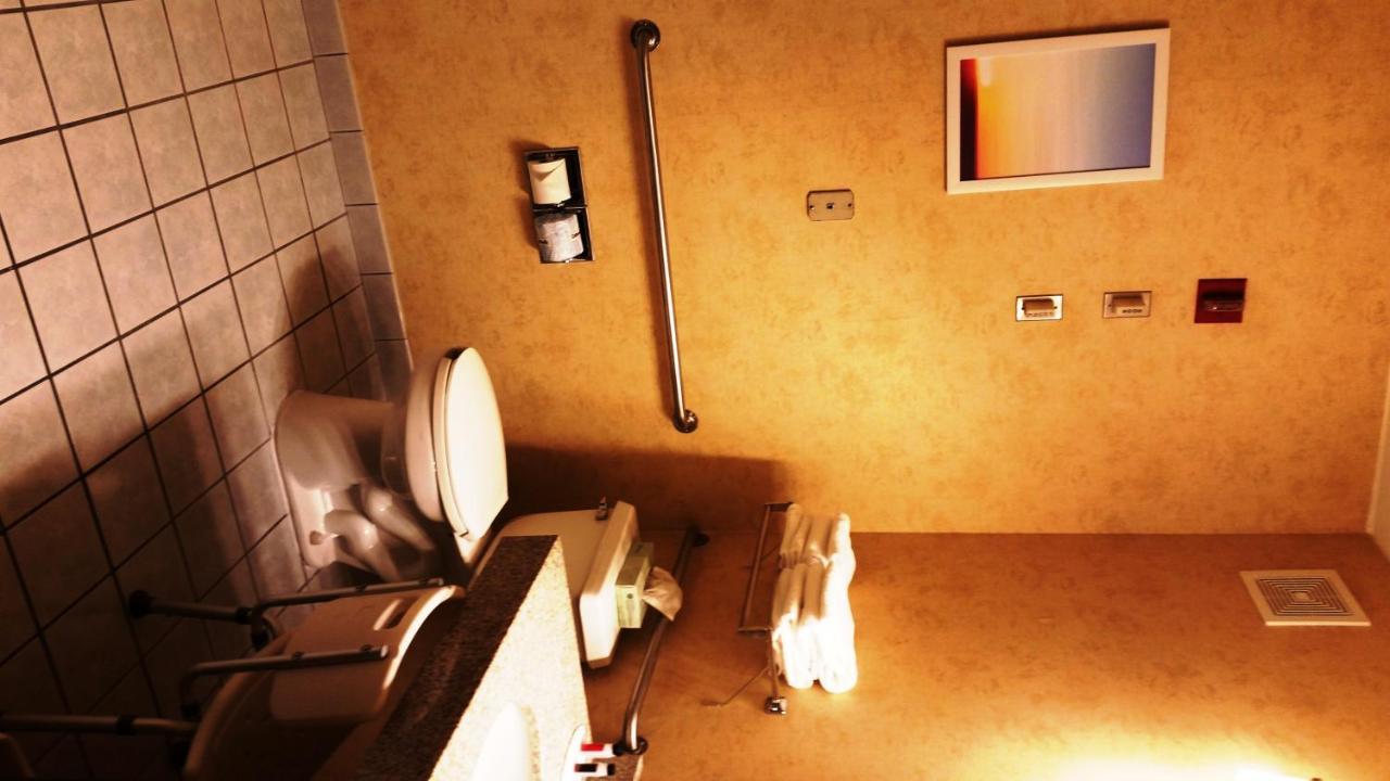 King Room - Disability Access/Non-Smoking