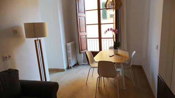 Habitación Triple con vistas a la ciudad