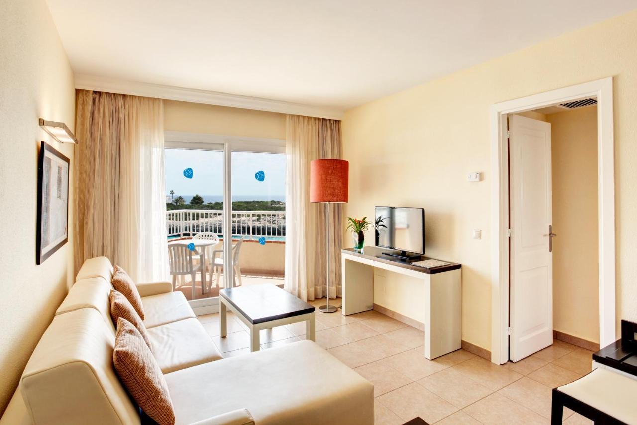 Apartamento de 1 dormitorio con vistas parciales al mar