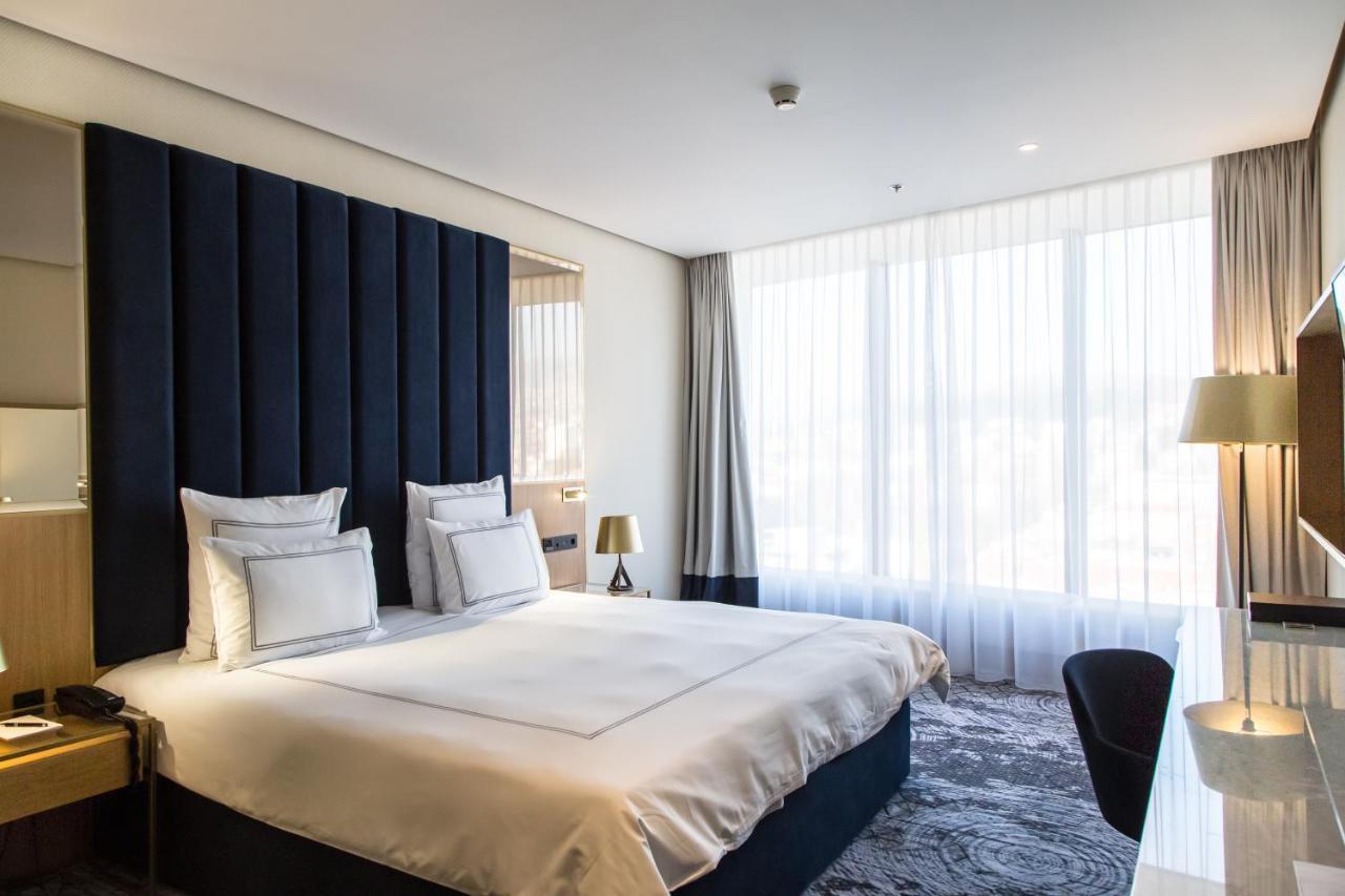 Standard Zimmer mit Kingsize-Bett