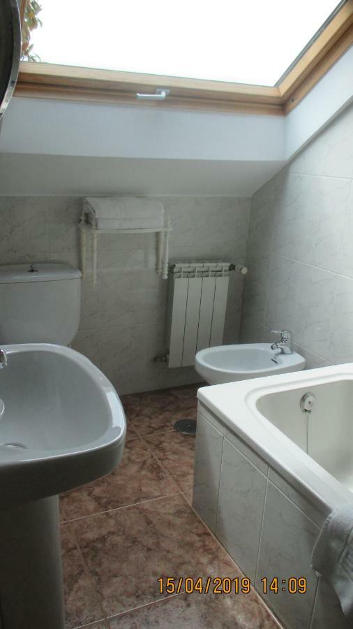 Habitación Familiar con aparcamiento (2 adultos + 2 niños)