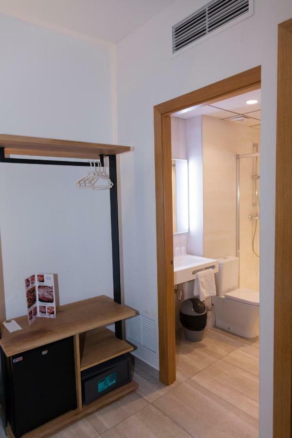 Quadruple Room,790927119:JPEG
