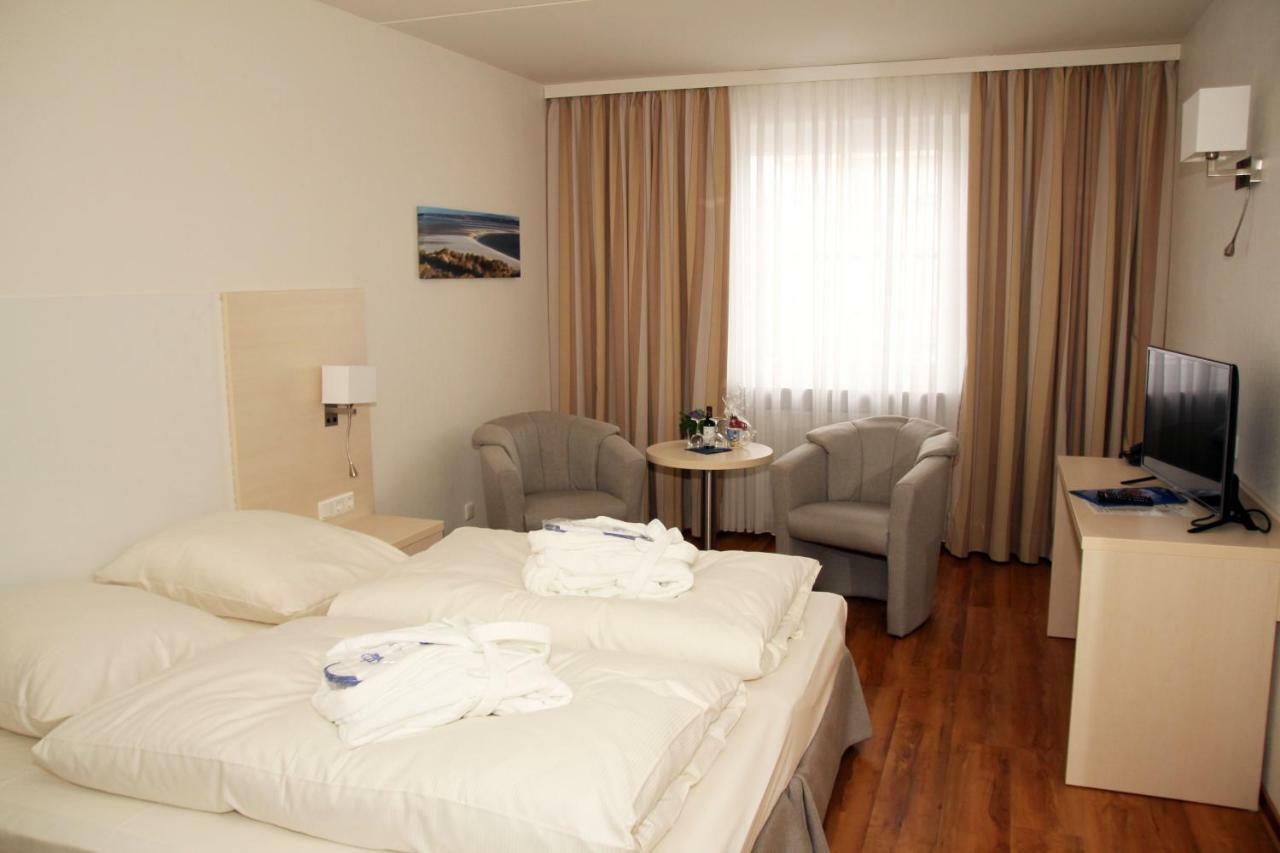 Double Room,798939228:JPEG