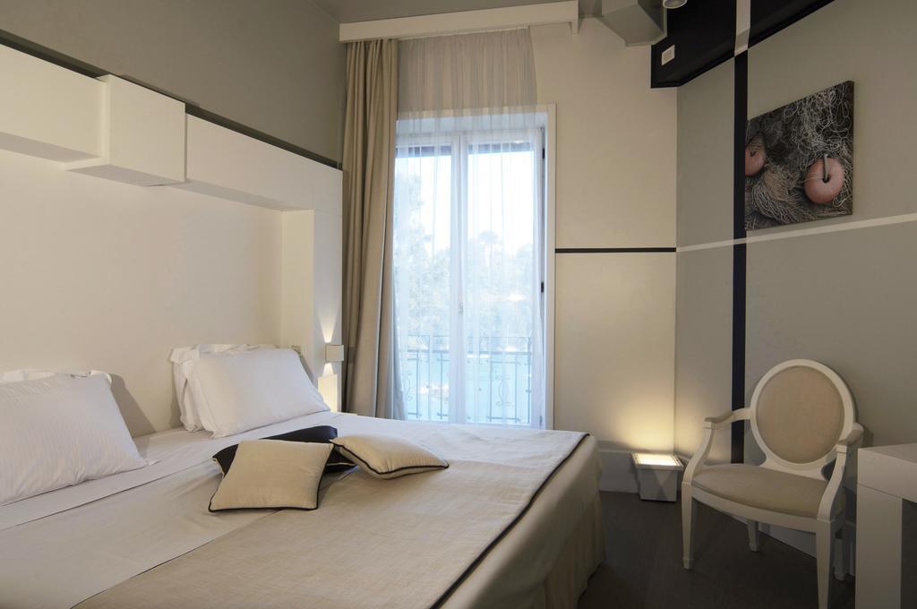 Deluxe Double or Twin Room Sea View,1021425484:JPEG