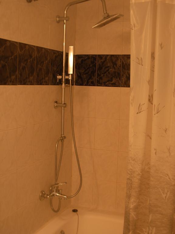 Tweepersoonskamer met 2 Aparte Bedden