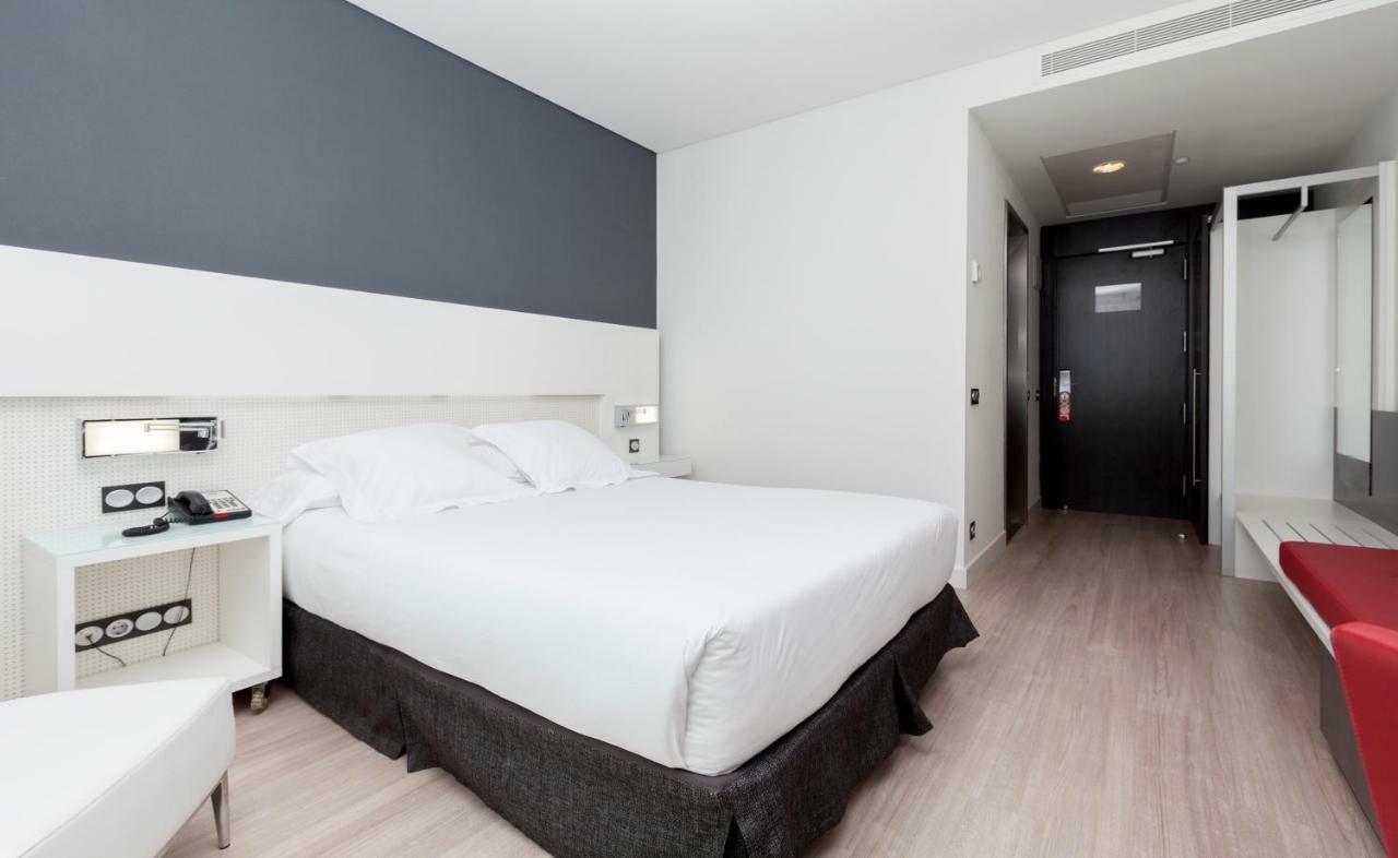 Habitación Doble con servicio de traslado a ferias y congresos
