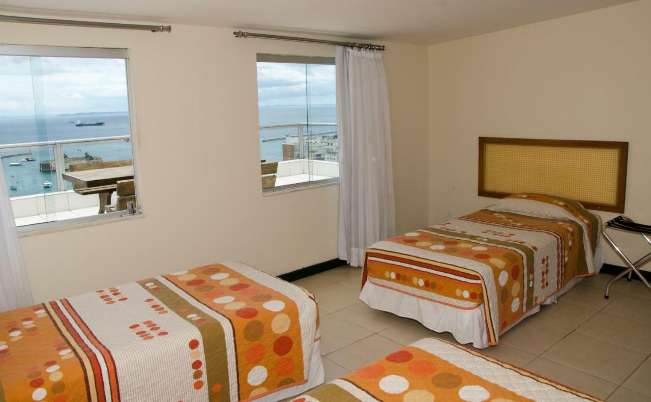Quarto Triplo Standard com Vista do Mar