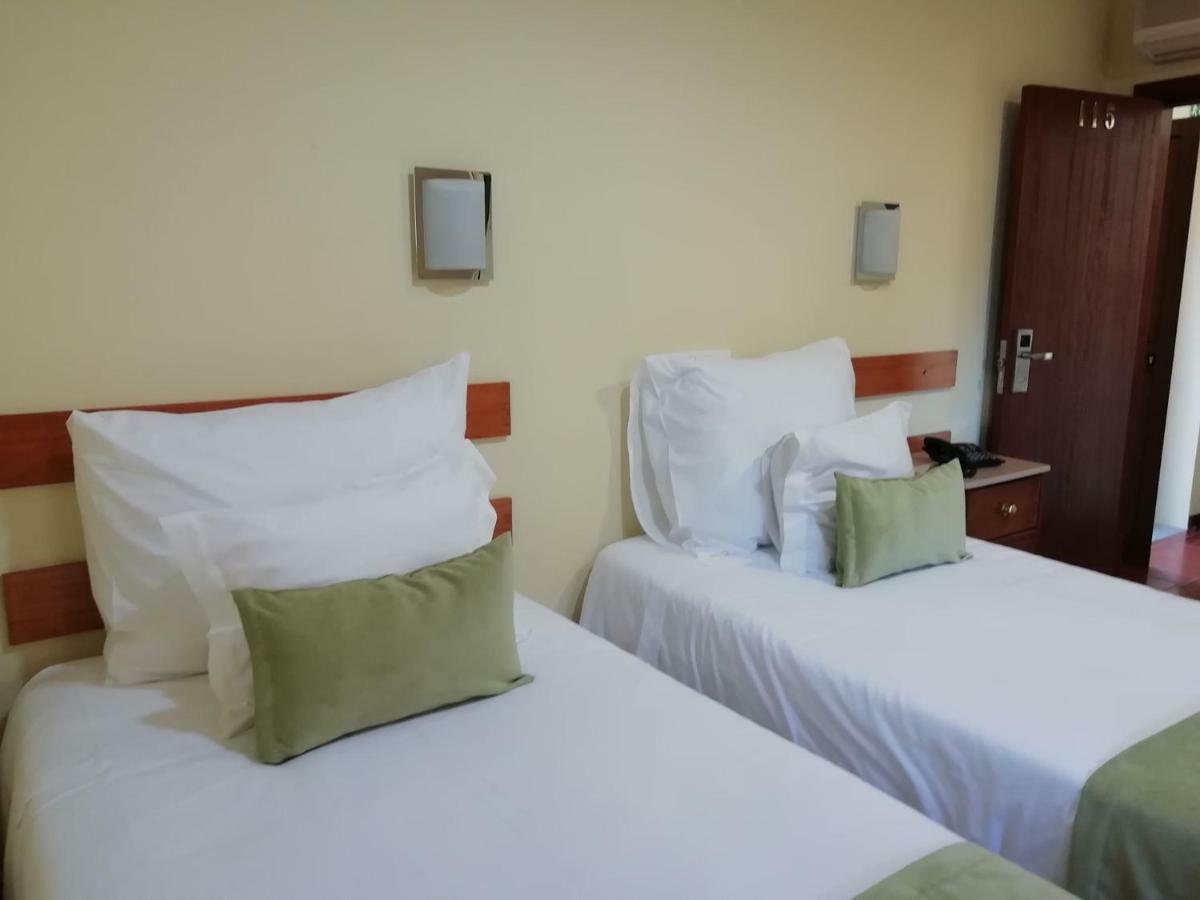 Twin Room,805833822:JPEG