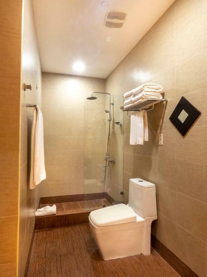 Habitación Superior con cama grande y conexión WiFi gratuita