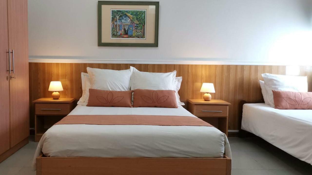 Chambre Double avec Salle de Bains Privative (Sans Vue)