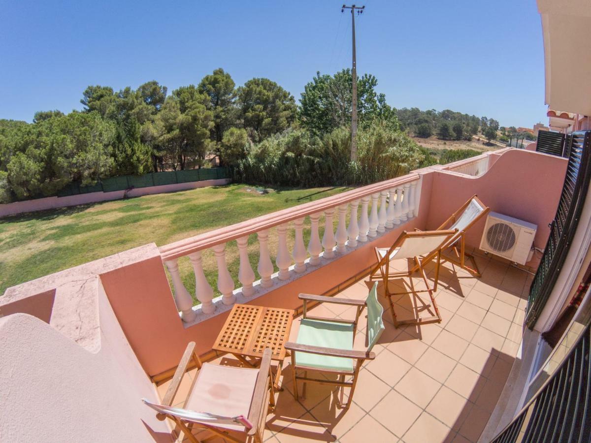 Studio mit Balkon und Gartenblick