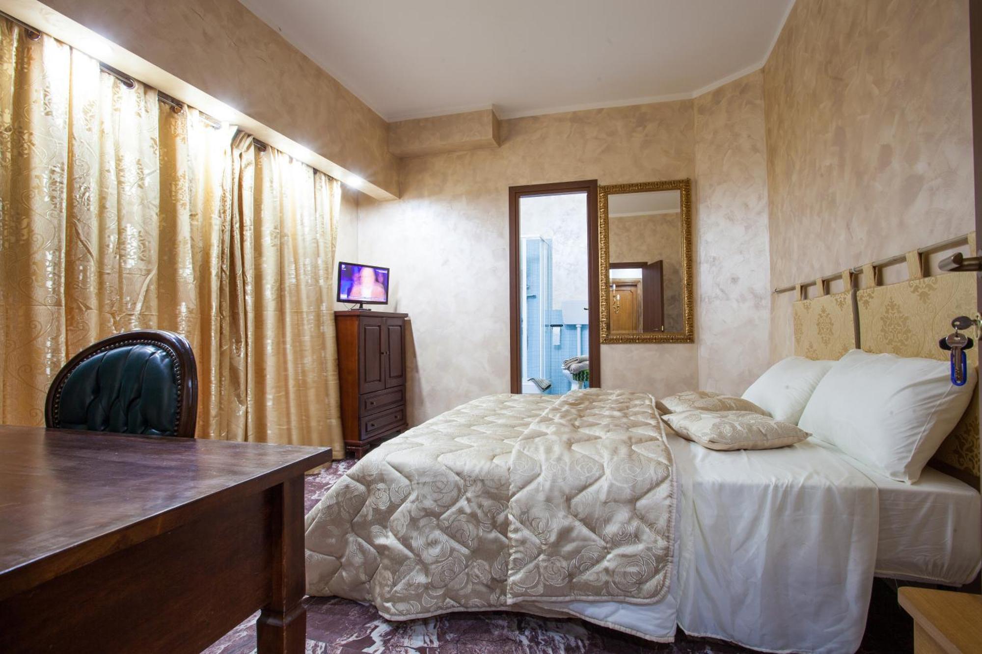 Deluxe Doppel-/Zweibettzimmer mit Balkon