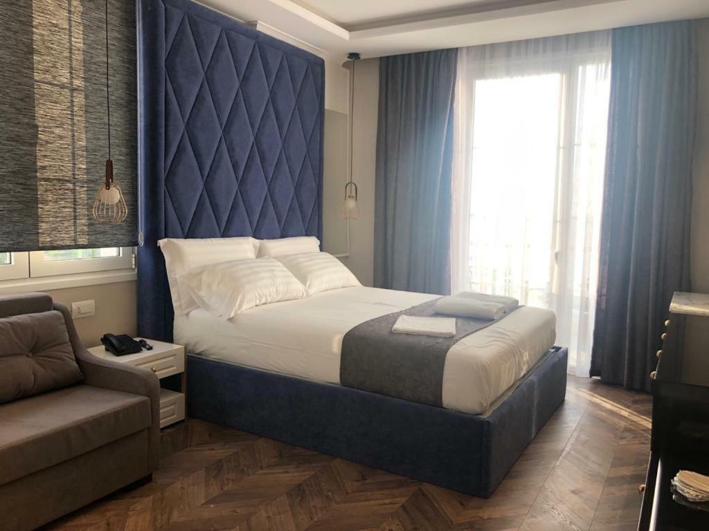 Deluxe Driepersoonskamer met Uitzicht op Zee