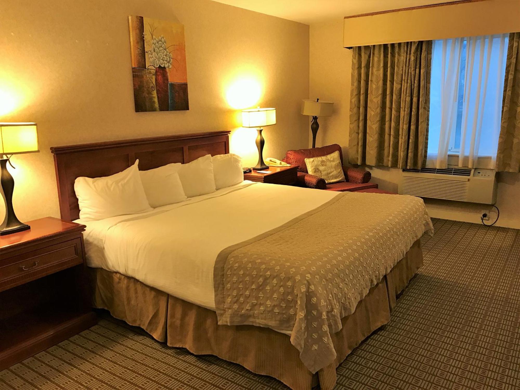 King Room - Disability Access - Non-Smoking