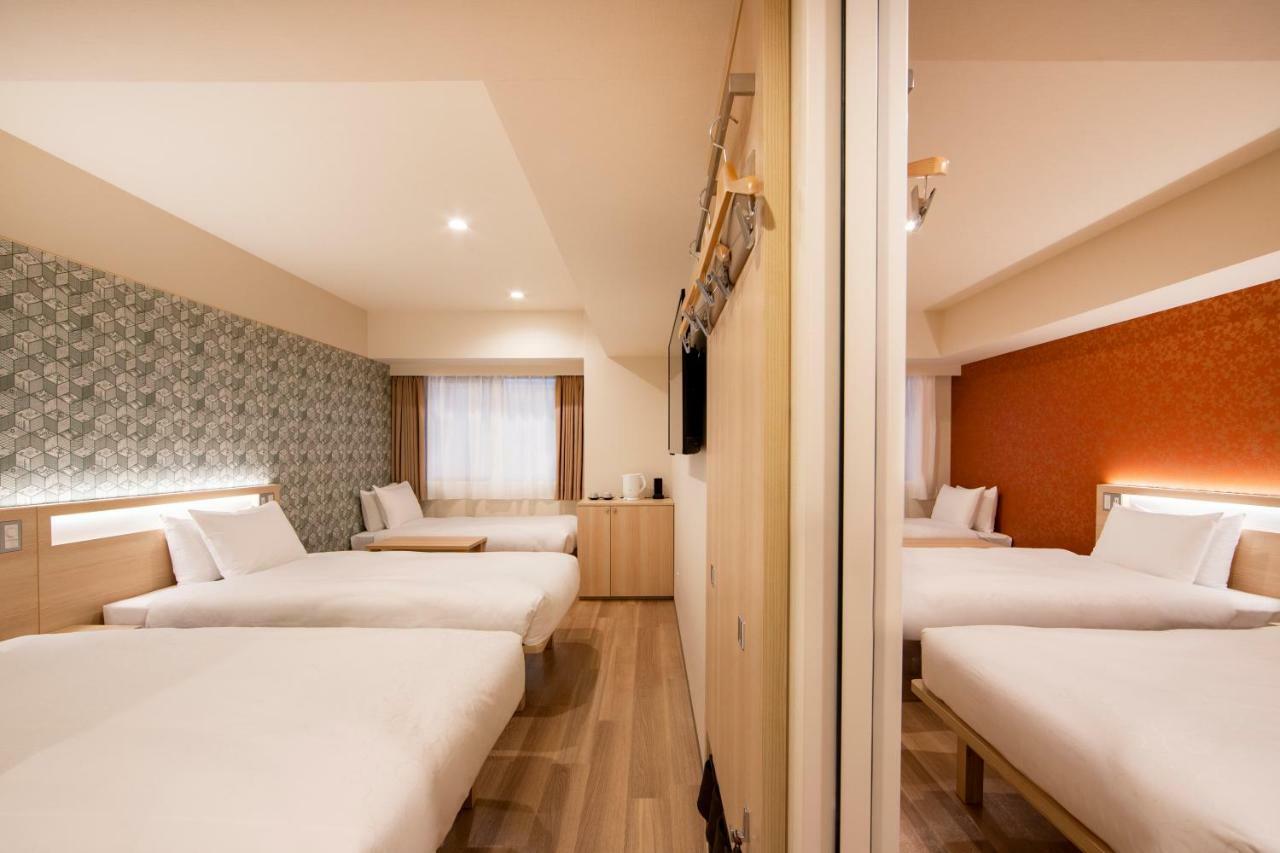 Chambres Communicantes (6 Adultes)