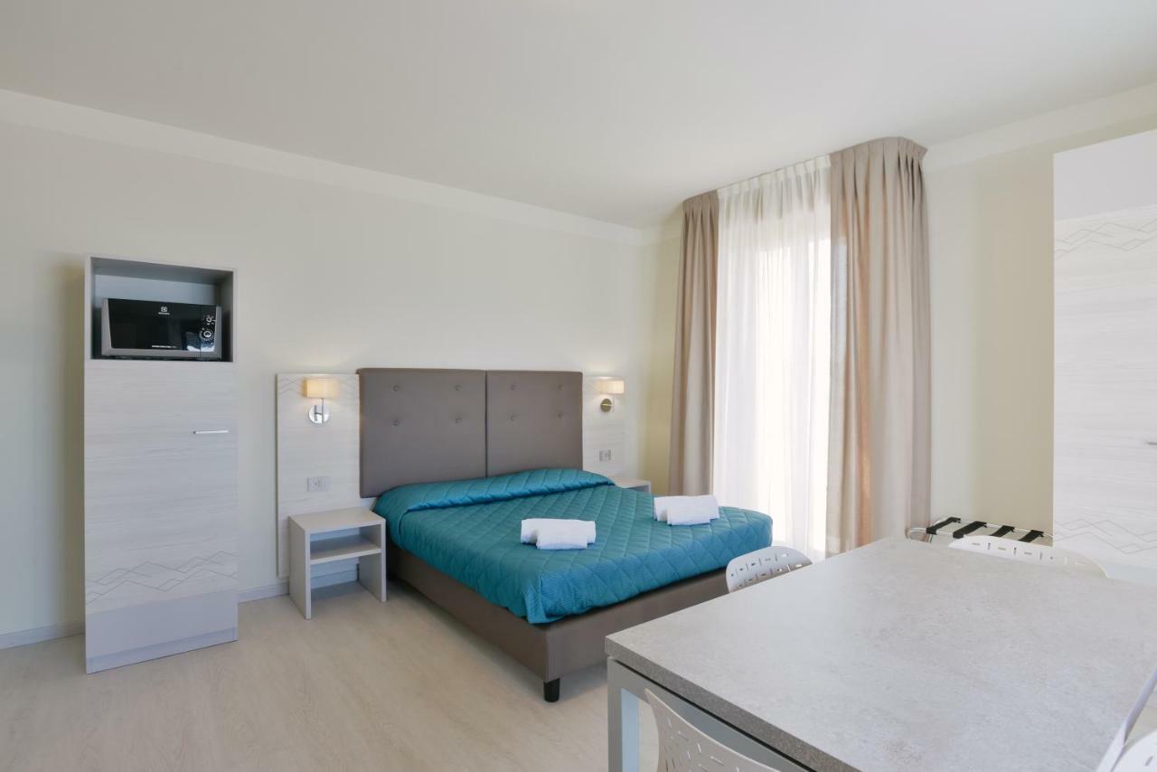 Comfort Studio mit seitlichem Meerblick