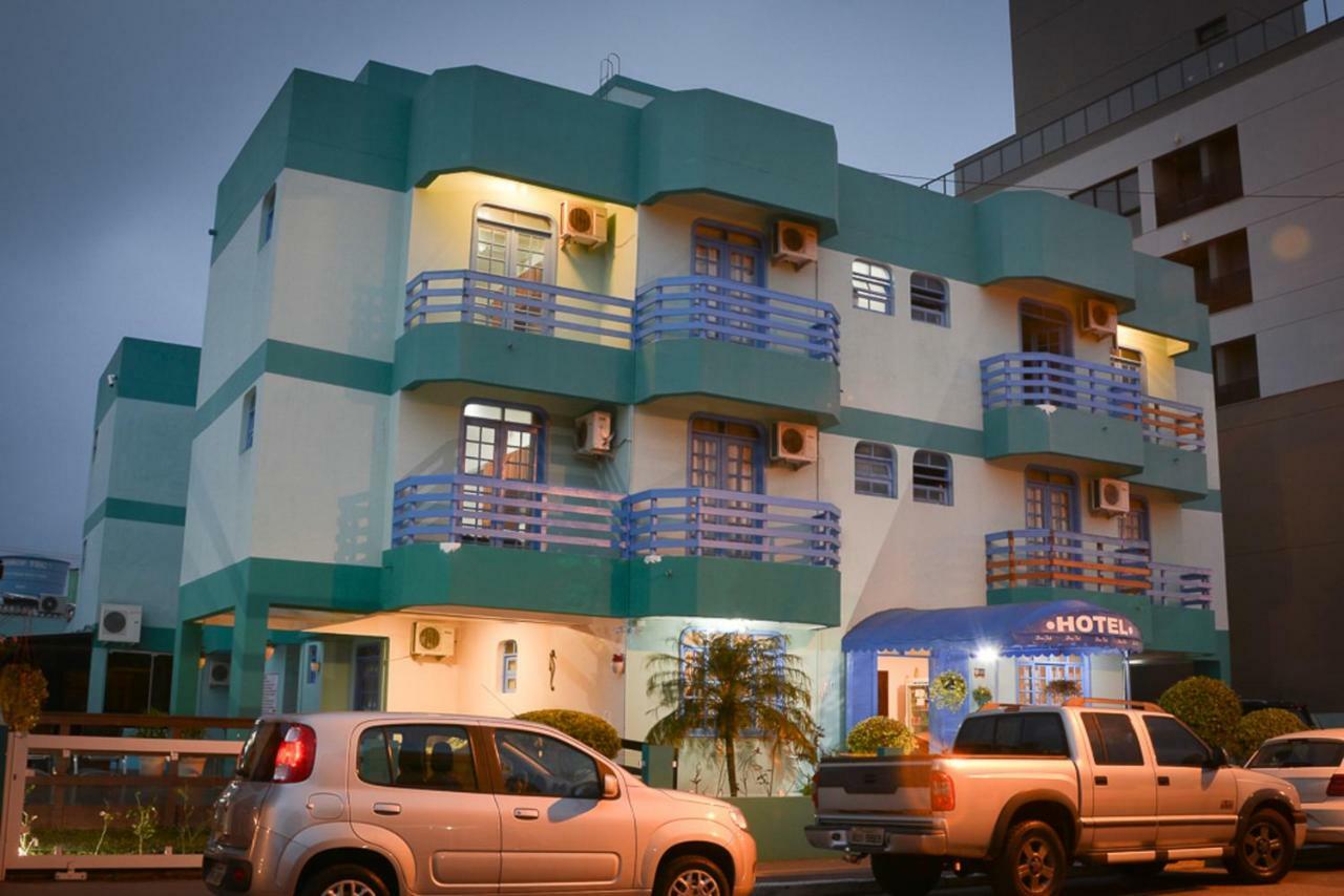 Quarto Triplo Standard