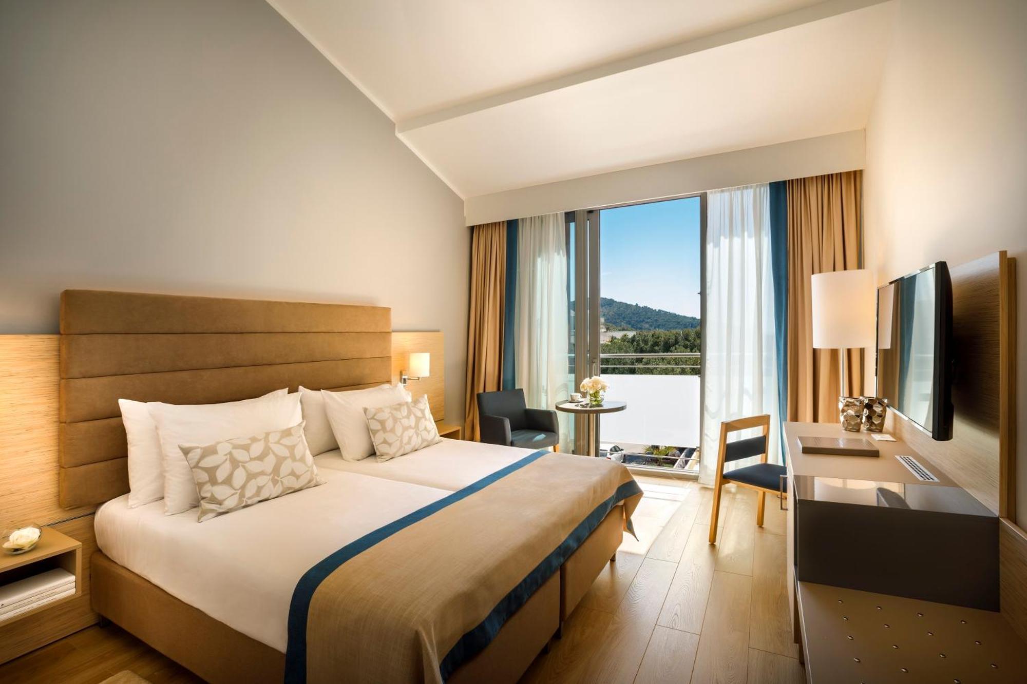 Room for 2