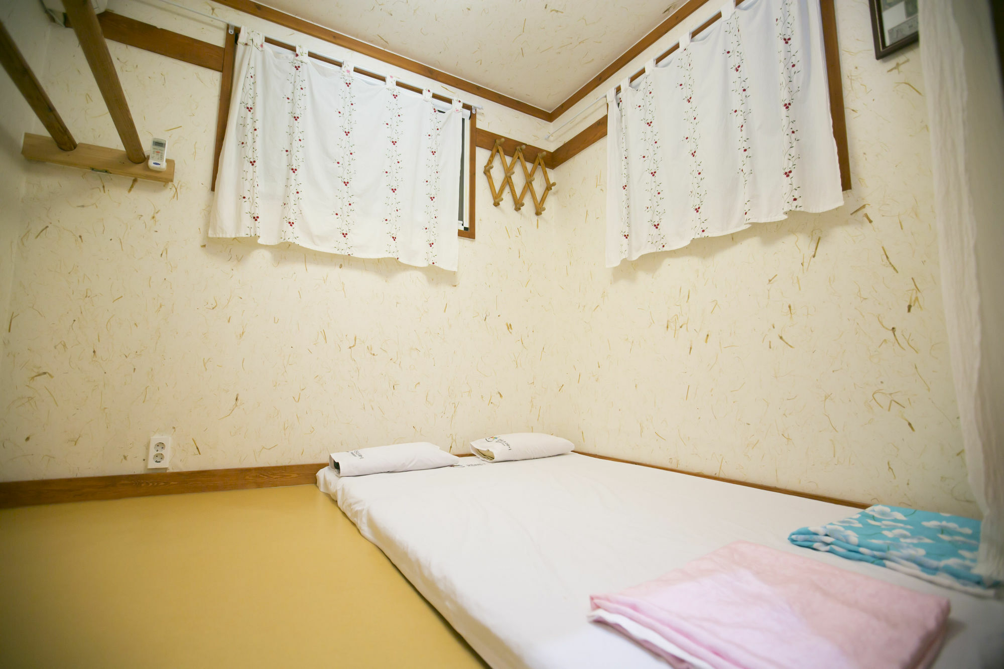 Chambre Familiale avec Salle de Bains Privative
