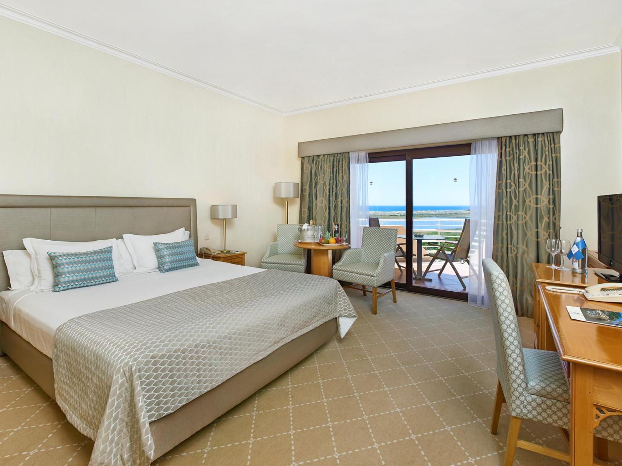 Quarto Duplo ou Twin com Vista Jardim - Ala Lagoa