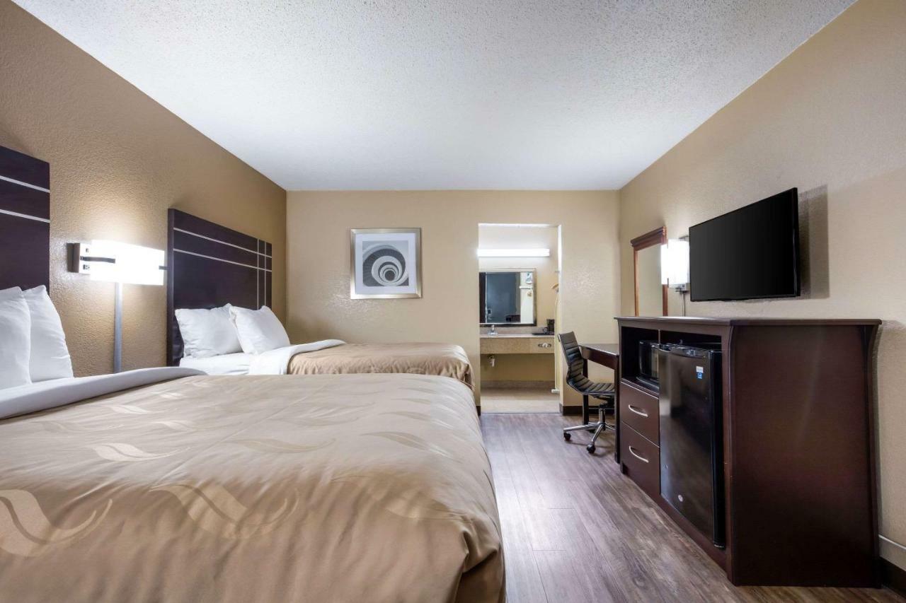 Double Room with Two Double Beds - Non-Smoking