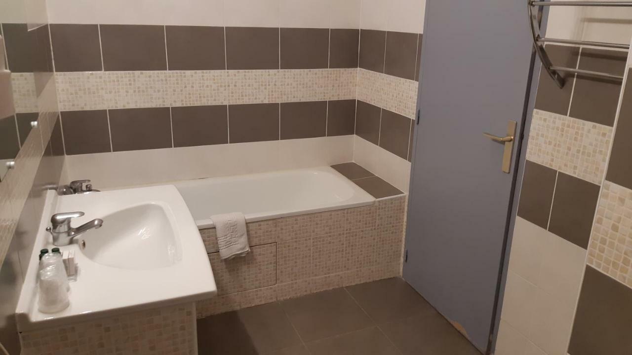 Chambre Familiale avec Baignoire