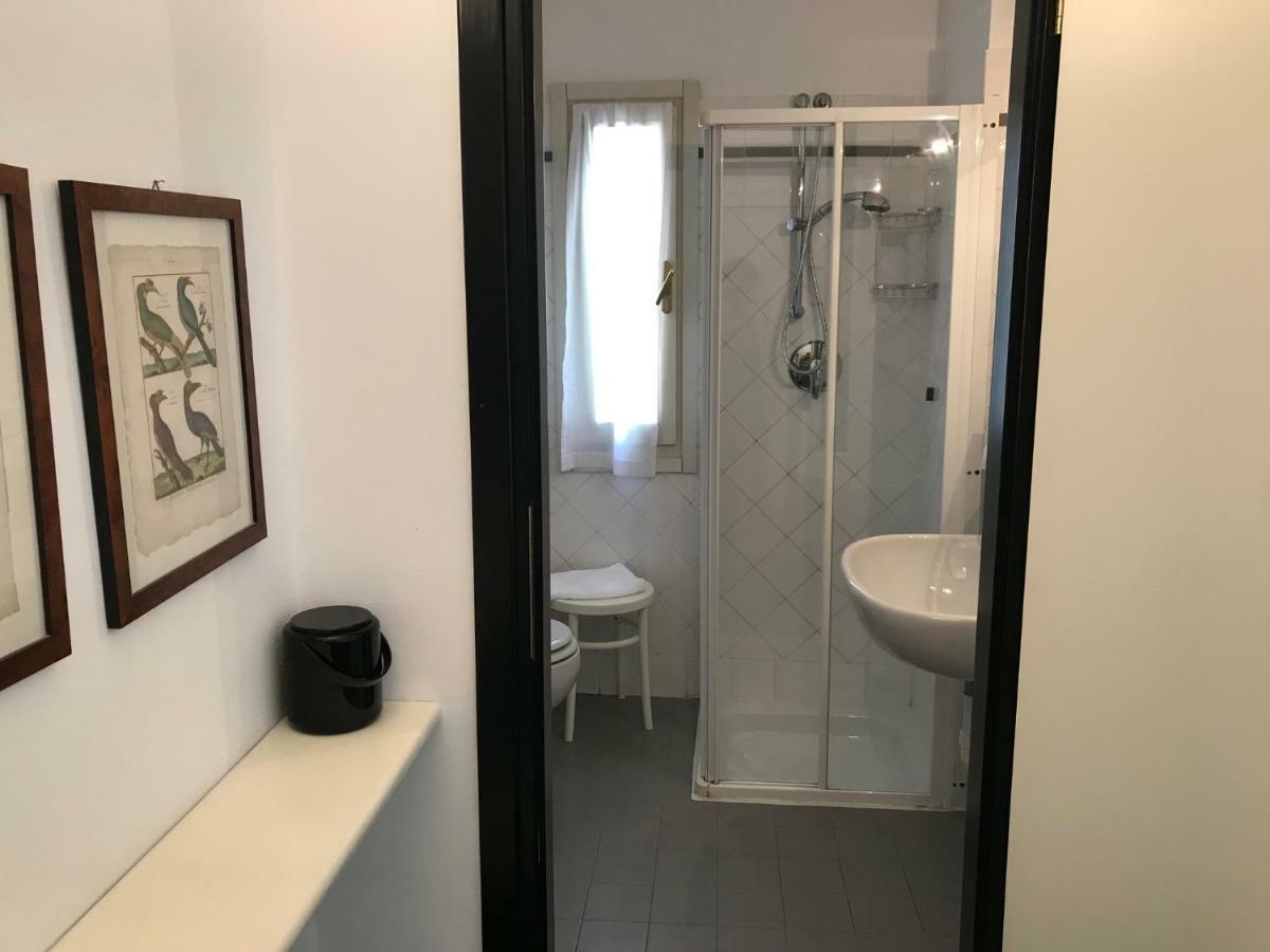 Doppel-/Zweibettzimmer mit Meerblick