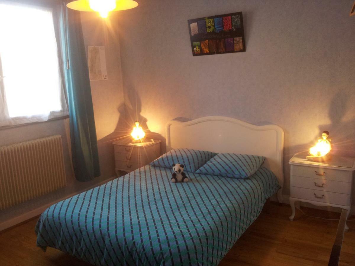 Chambre Double avec Salle de Bains Commune