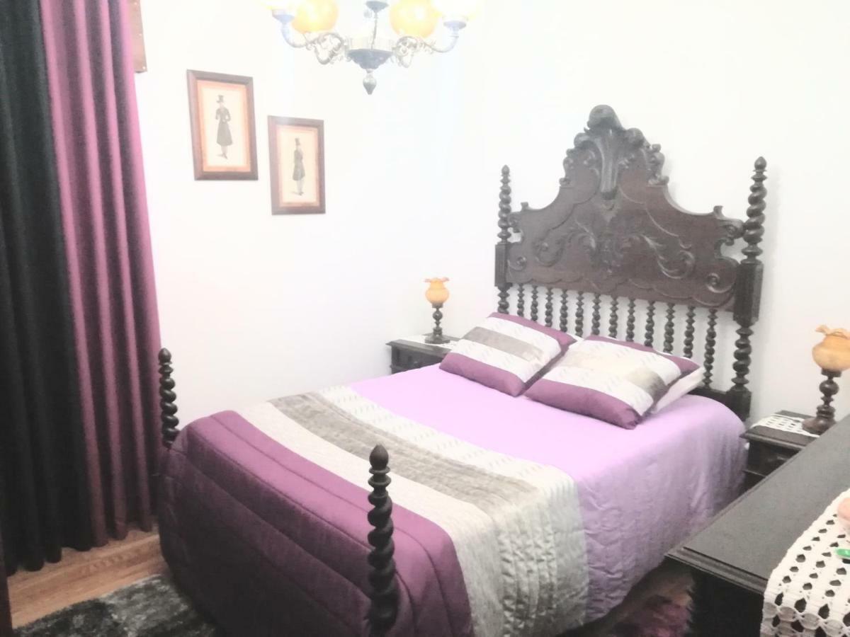 Quarto Duplo com Casa de Banho Partilhada