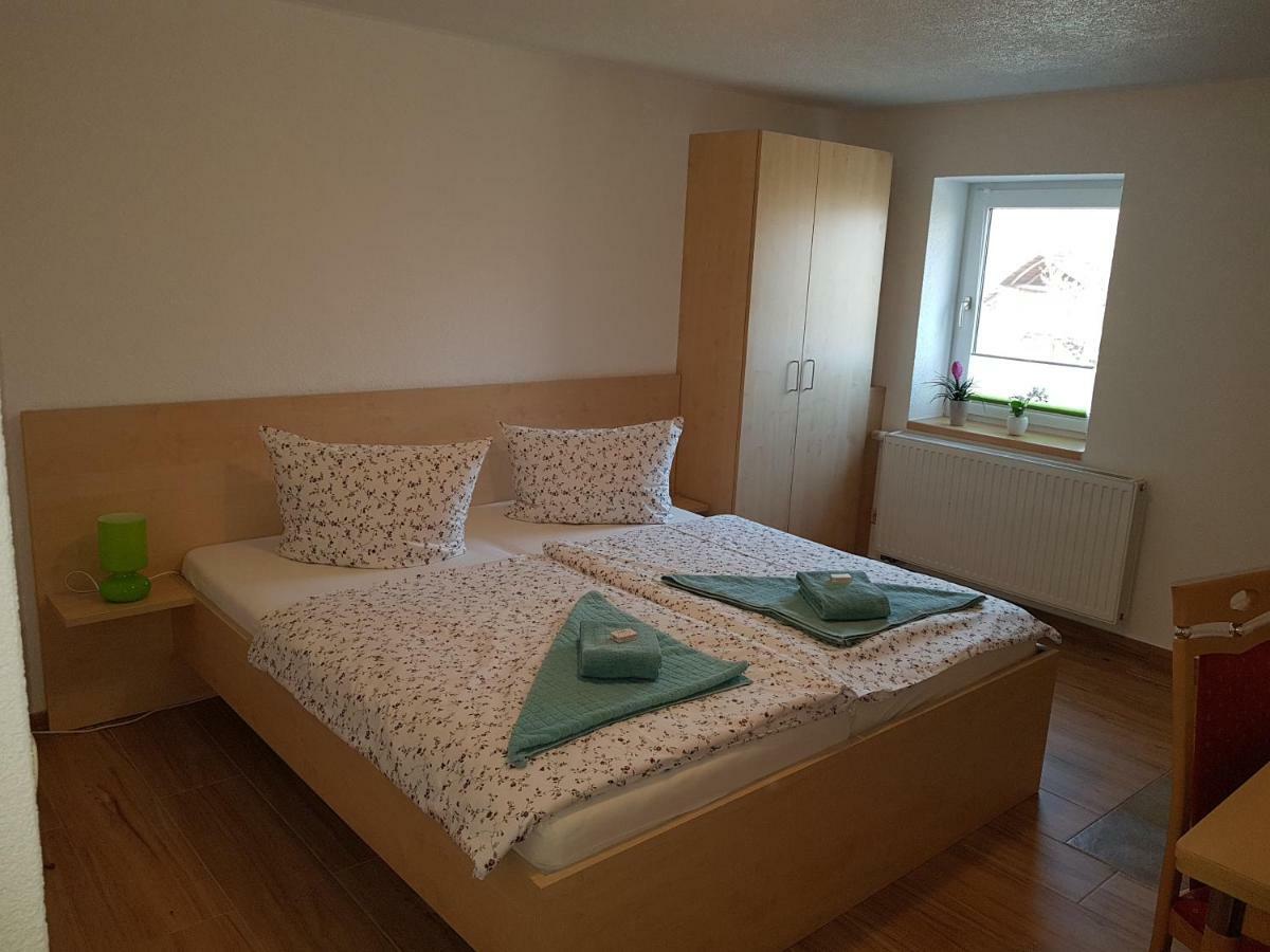 Deluxe Doppel-/Zweibettzimmer