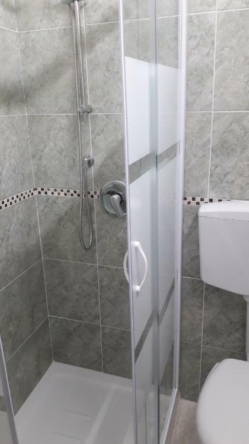 Camera Quadrupla con Bagno Interno