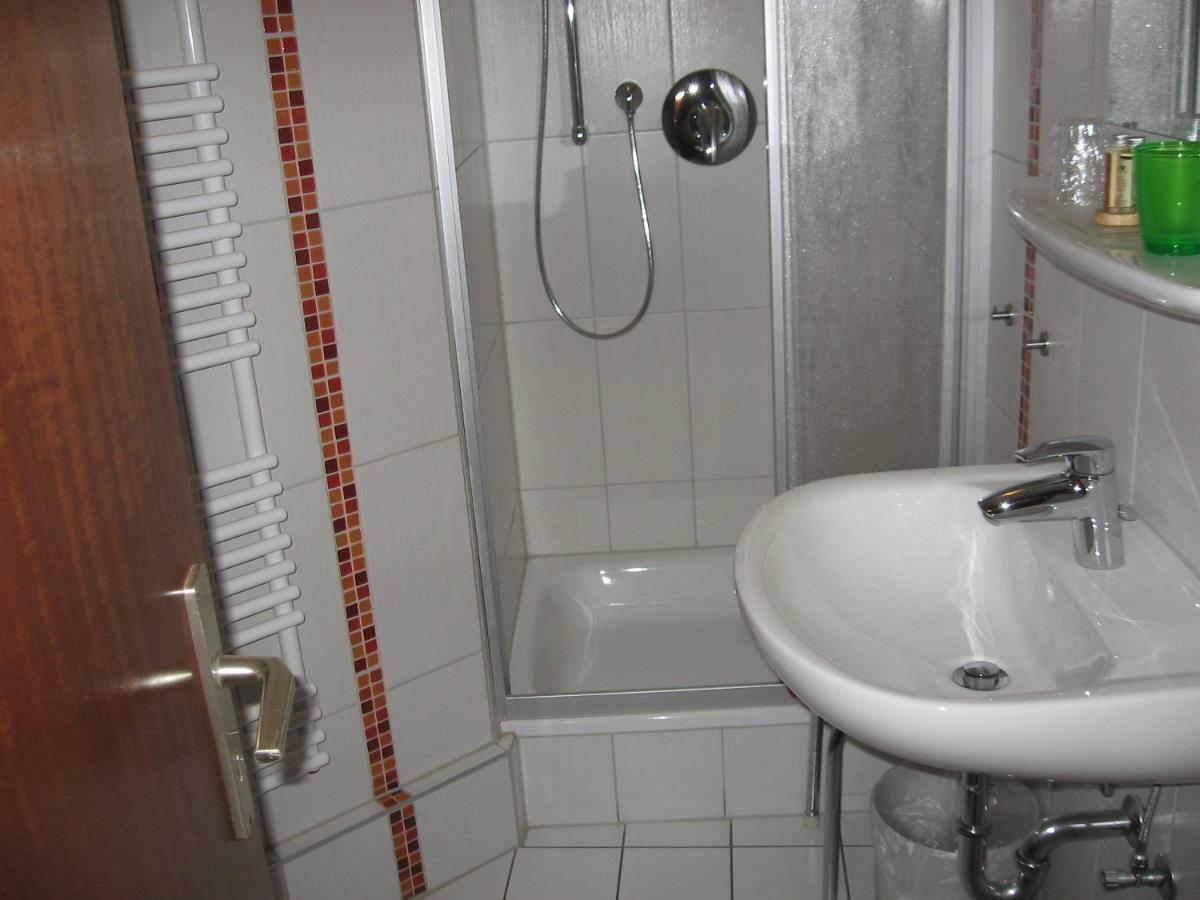 Doppelzimmer mit eigenem Bad