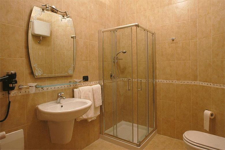 Single Room,398277732:JPEG
