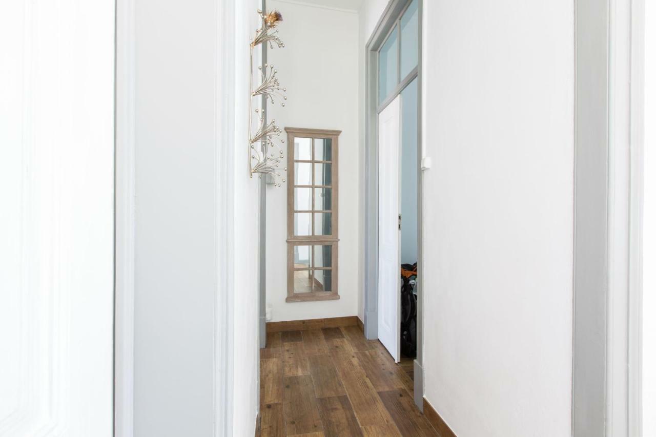 Tweepersoonskamer met Gedeelde Badkamer