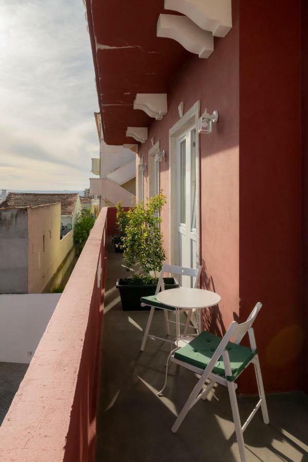 Chambre Double ou Lits Jumeaux Deluxe - Vue sur Piscine