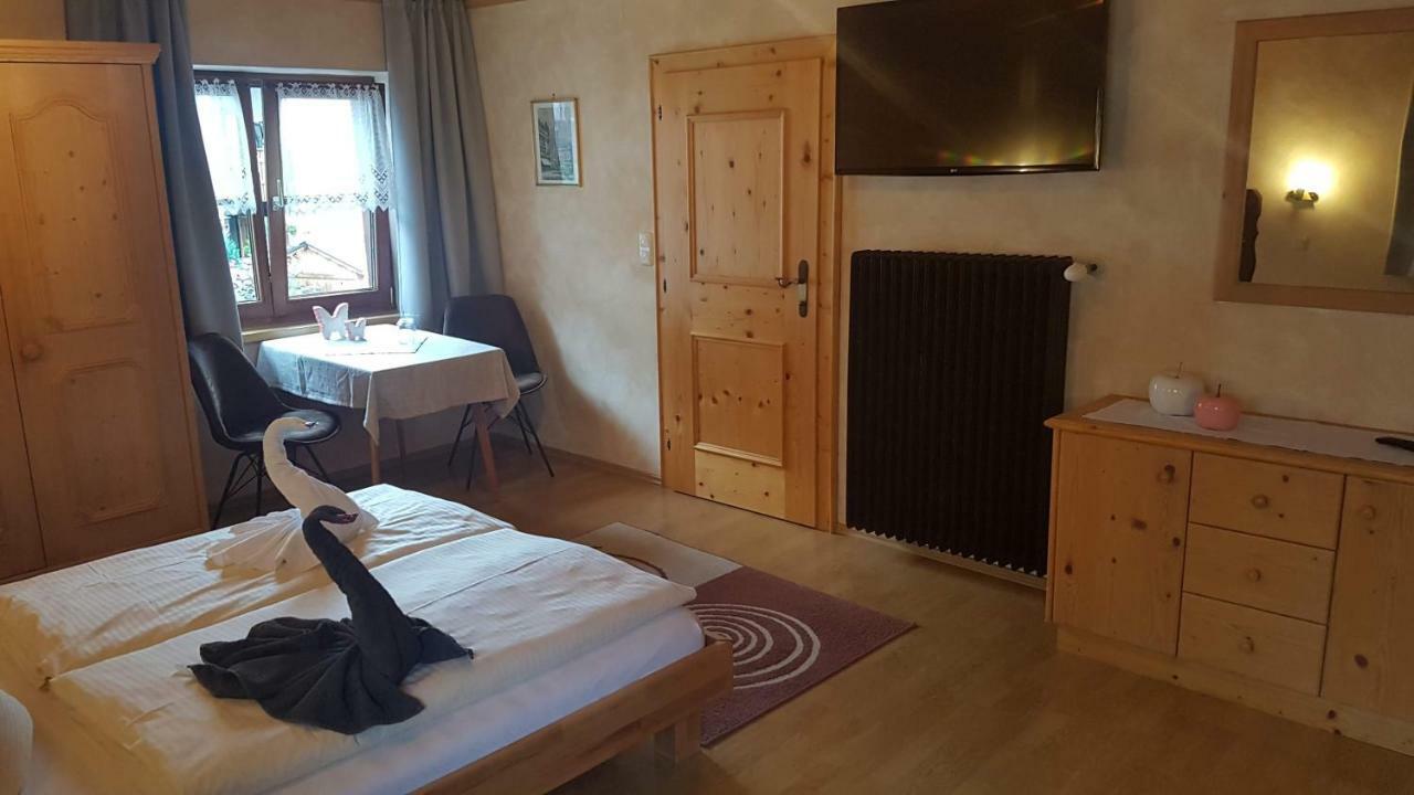 Tweepersoonskamer met Eigen Badkamer en Balkon