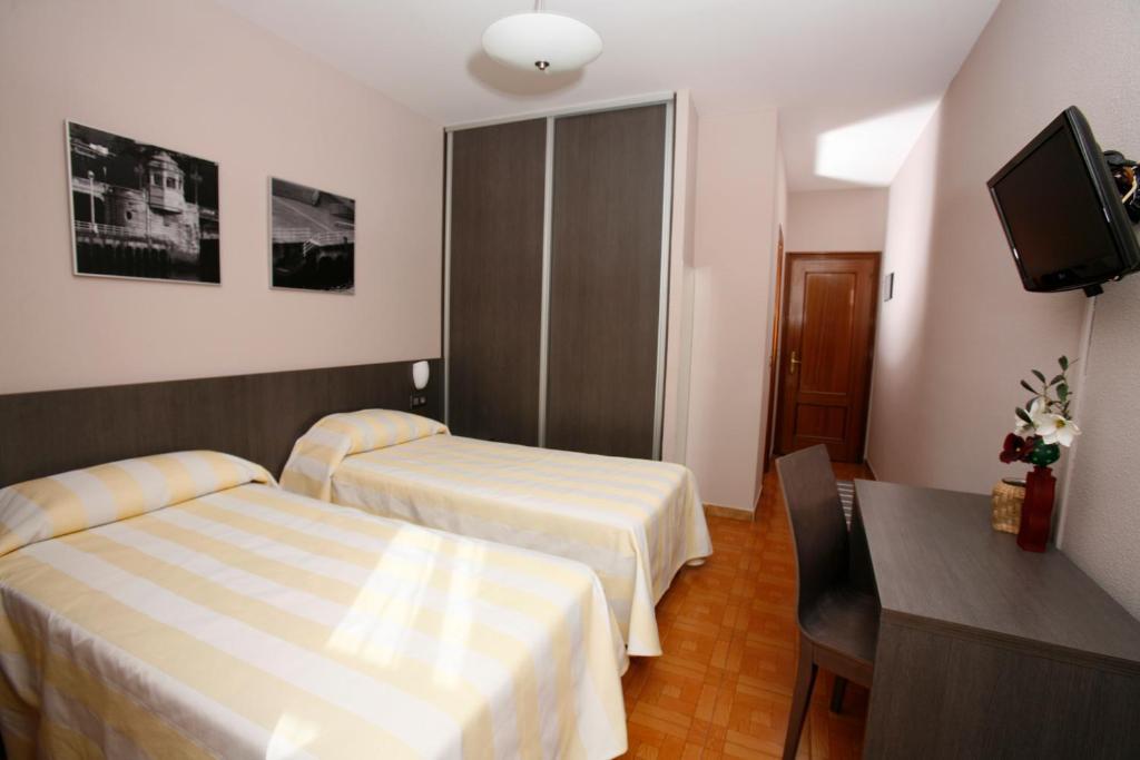 Deluxe Doppel-/Zweibettzimmer mit Flussblick