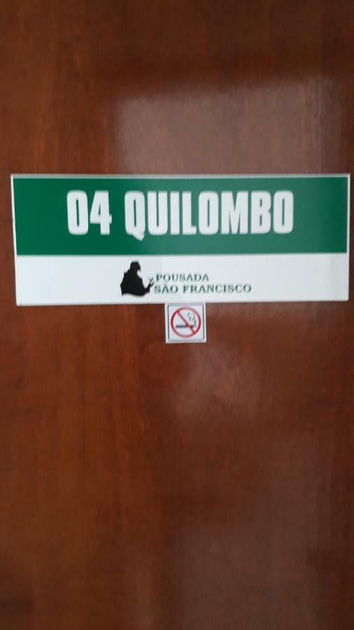 Quarto com Cama de Casal ou 2 de Solteiro