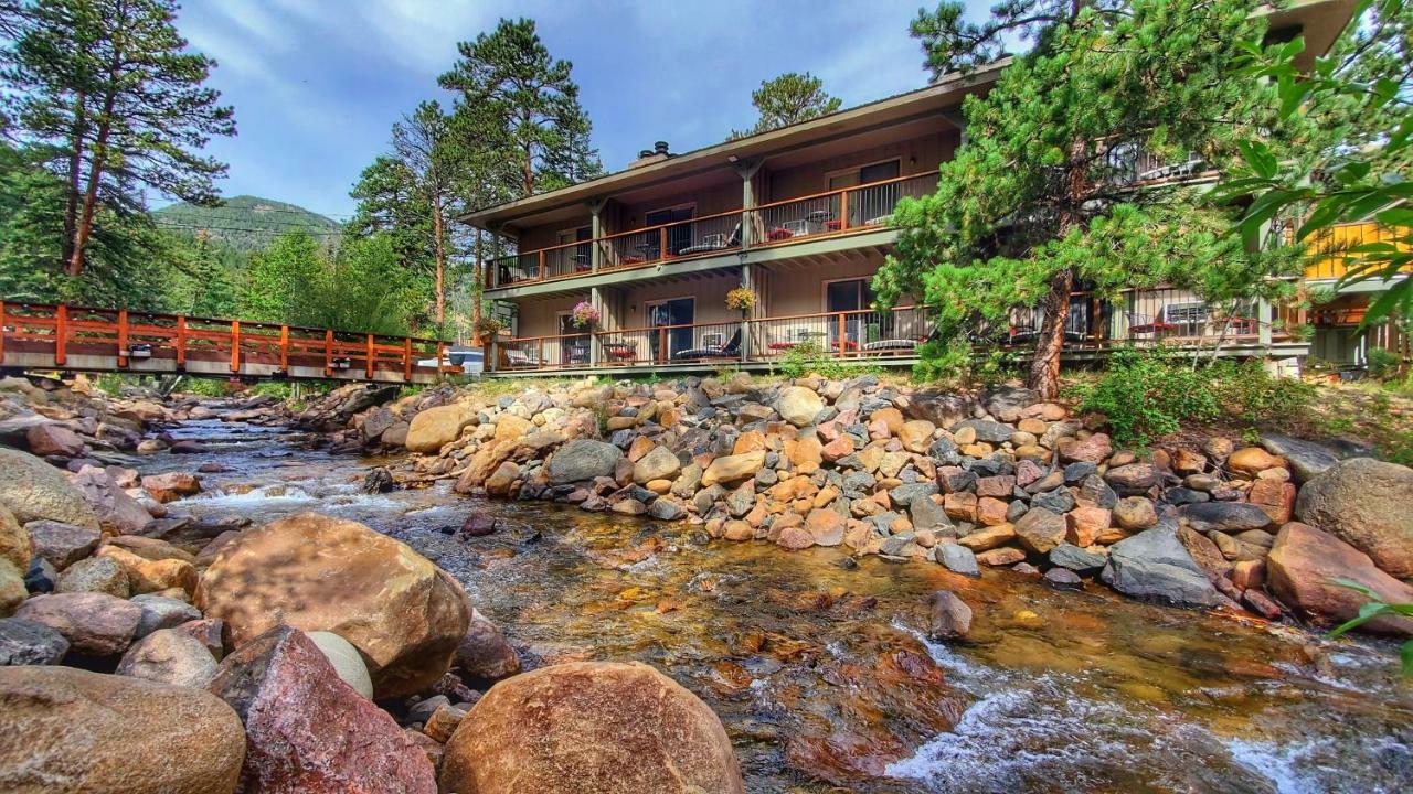 Deluxe King Room with River View