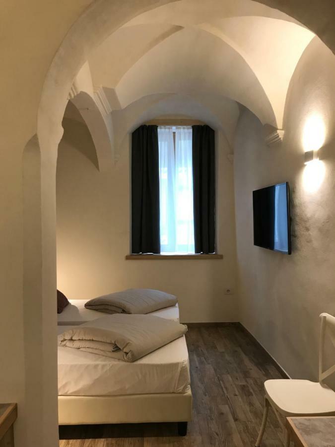 Double or Twin Room,894224749:JPEG