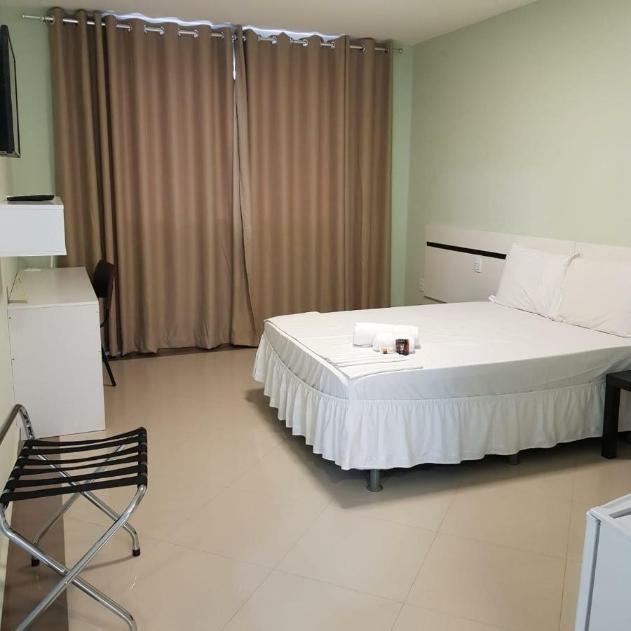 Quarto Individual Econômico