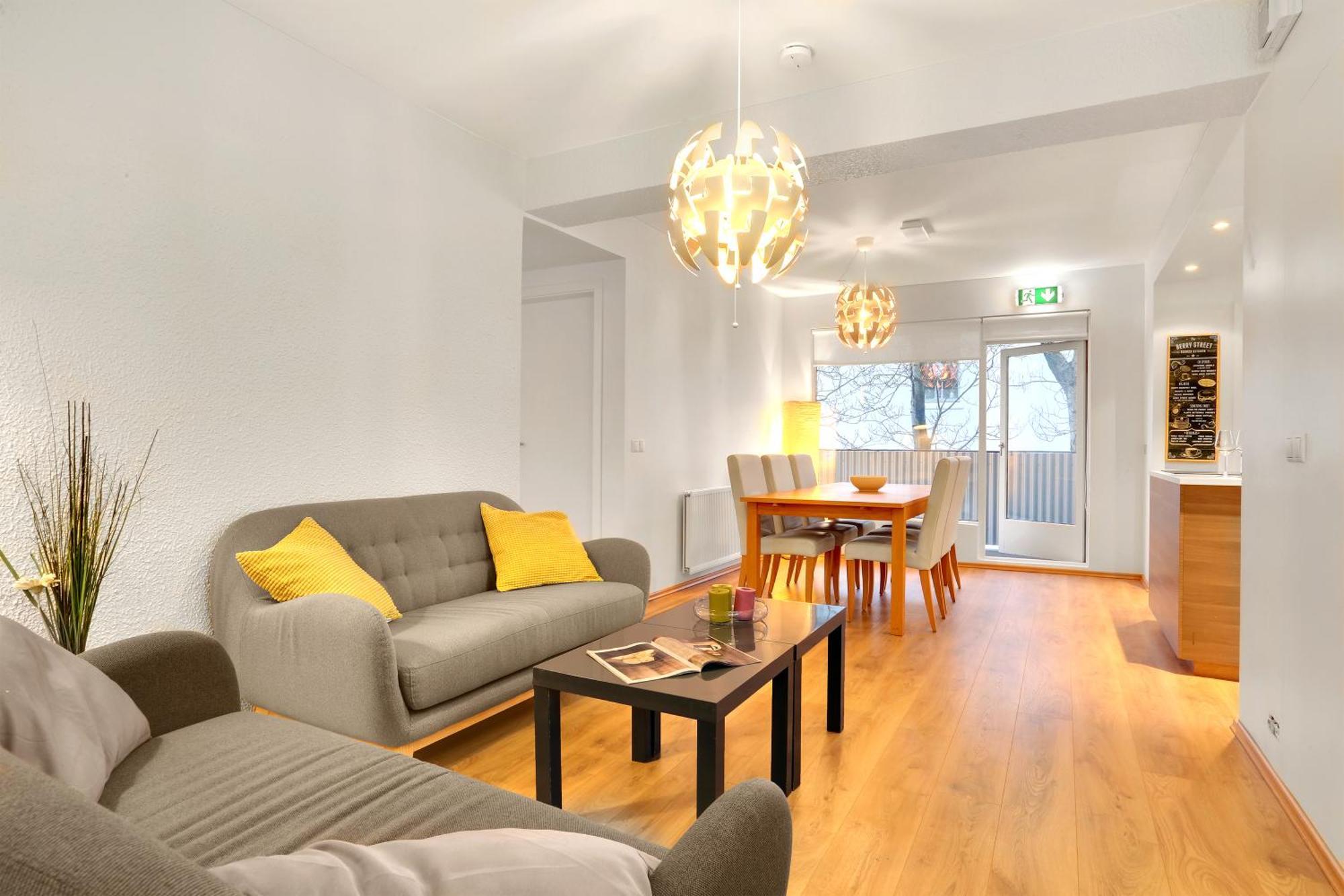 Tweepersoonskamer met Gedeelde Badkamer