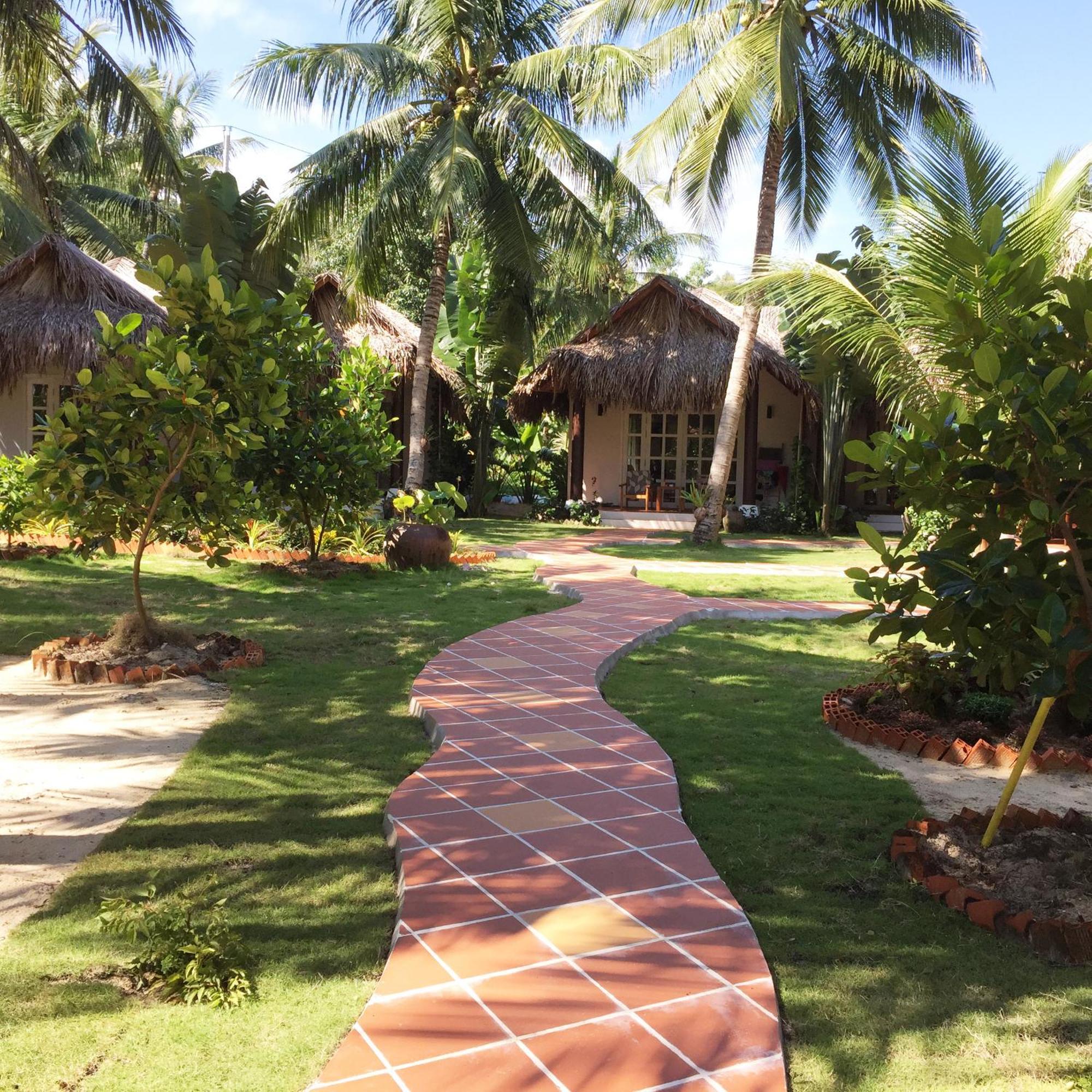 Familienzimmer mit Gartenblick