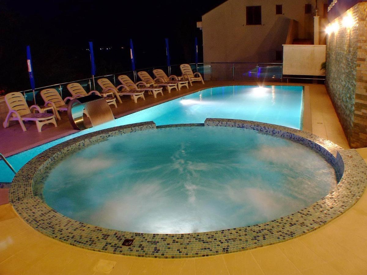 Apartment mit 2 Schlafzimmern, Terrasse und Gartenblick