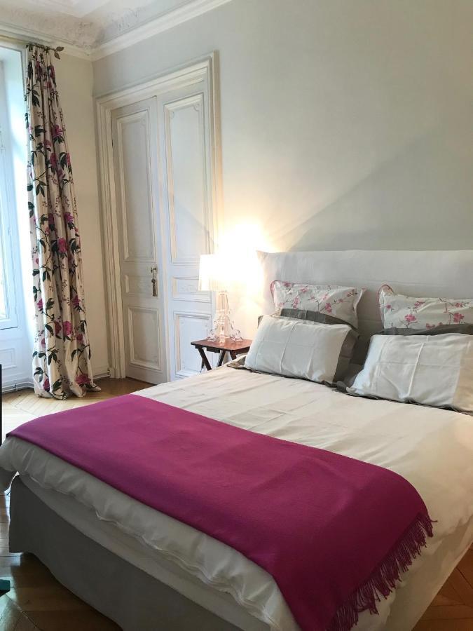 Quarto Duplo Deluxe com Banheira